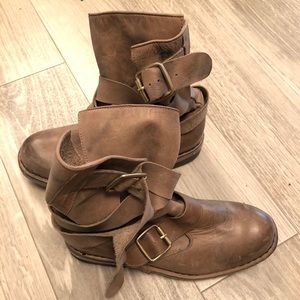 Jeffrey Campbell Genuine Leather Wrap Boots